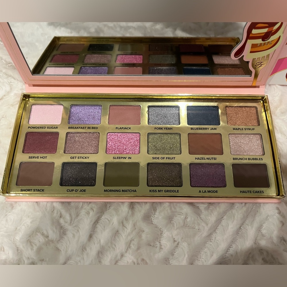 TOO FACED MAPLE SYRUP PANCAKES EYESHADOW PALLET LIMITED EDITION NWT! - Picture 2 of 4